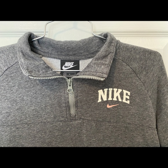 NIKE Cropped 1/4 Zip Sweater - Picture 2 of 5